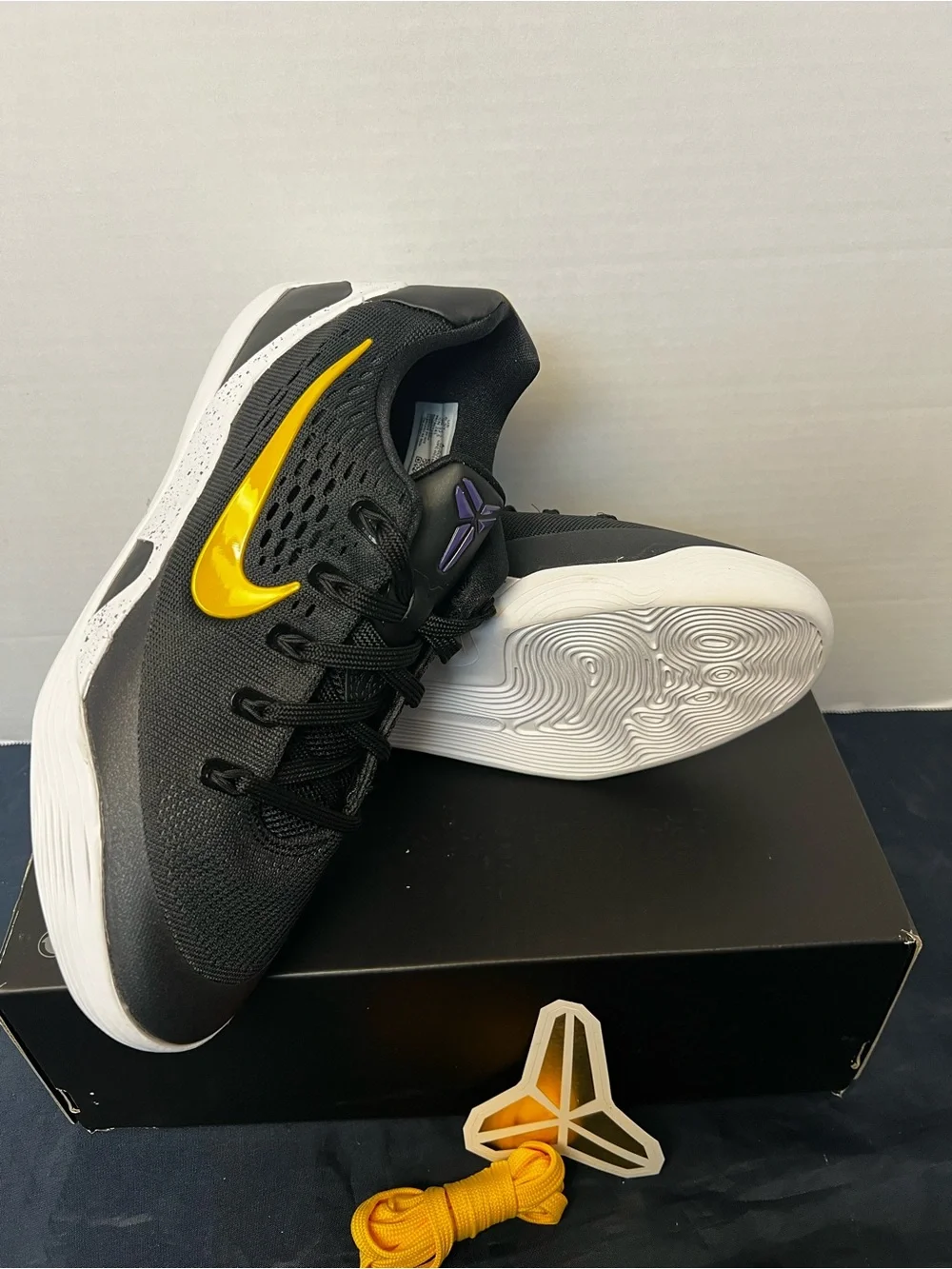 Nike Kobe IX Low EM GS Black University Gold